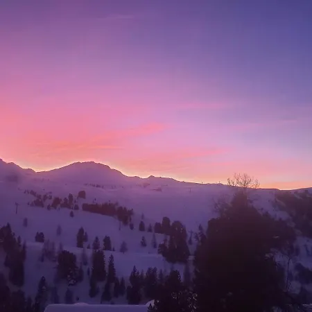 Calisto110 Apartamento *